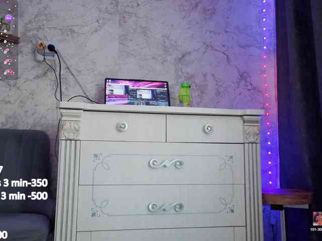 pussysweet99 webcam