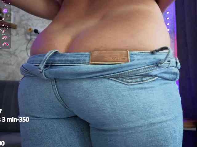 pussysweet99 webcam