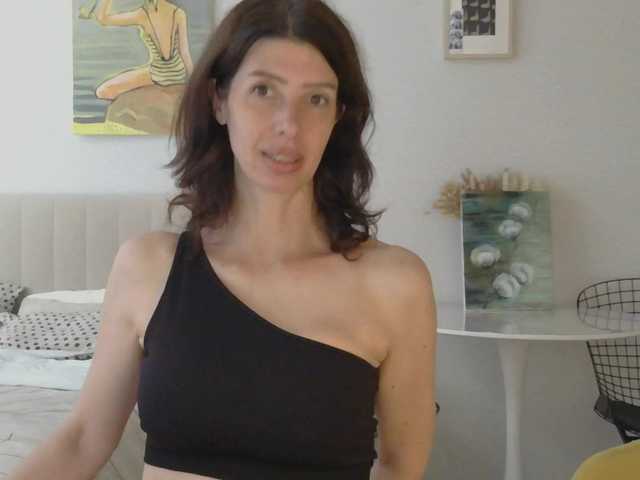 RoxySkyBlue live webcam show