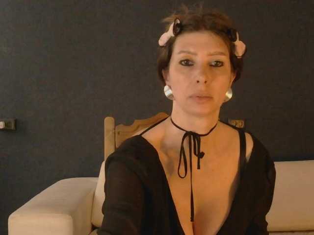 roxyskyblue cam belle