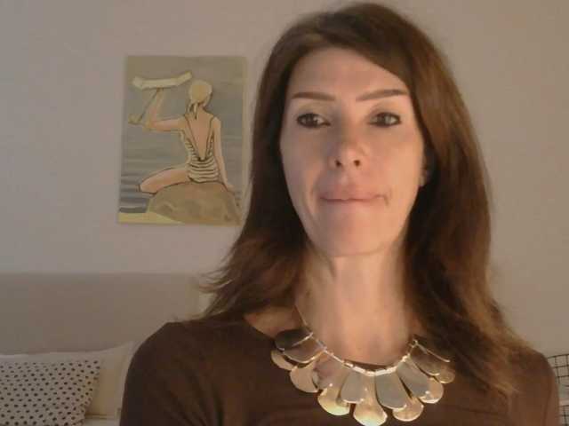 RoxySkyBlue live cam on BongaCams