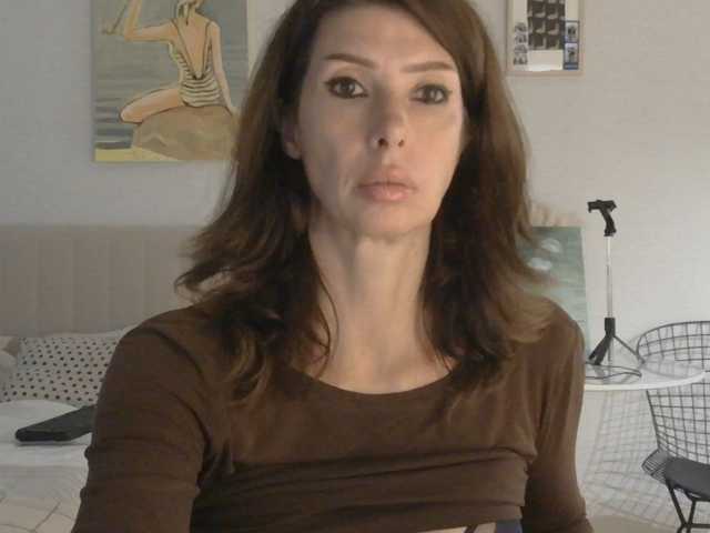 RoxySkyBlue live cam on BongaCams