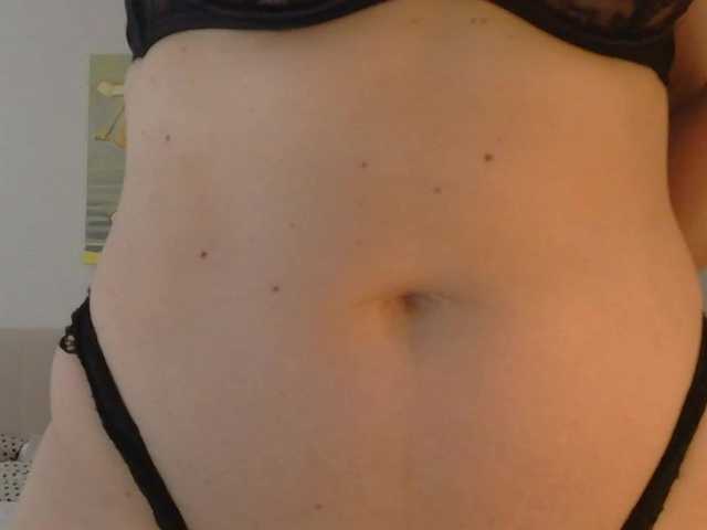 RoxySkyBlue live cam on BongaCams