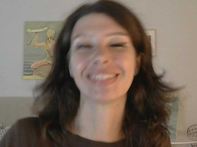 RoxySkyBlue live cam