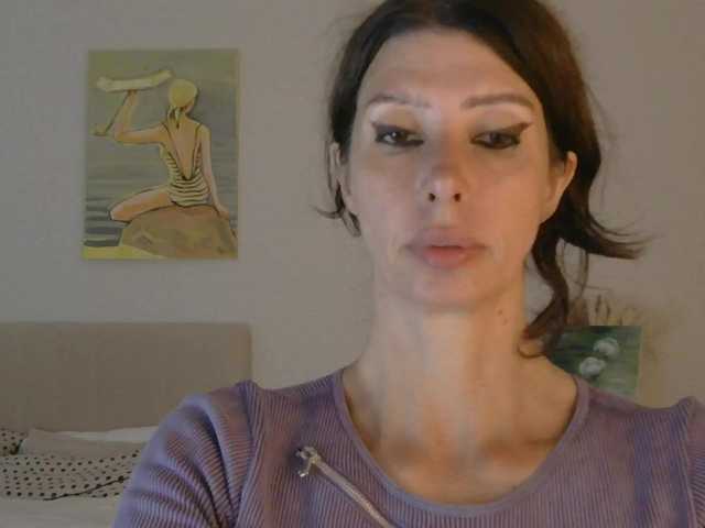 RoxySkyBlue live cam on BongaCams