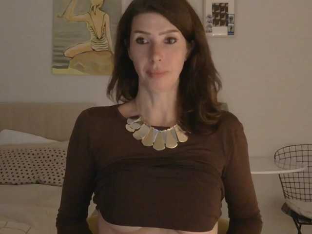 RoxySkyBlue live cam on BongaCams