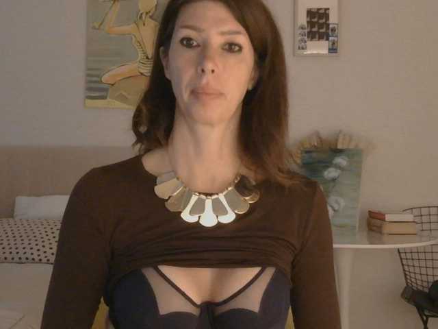 WhiteQueen888 live cam on BongaCams