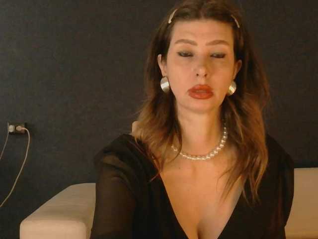 WhiteQueen888