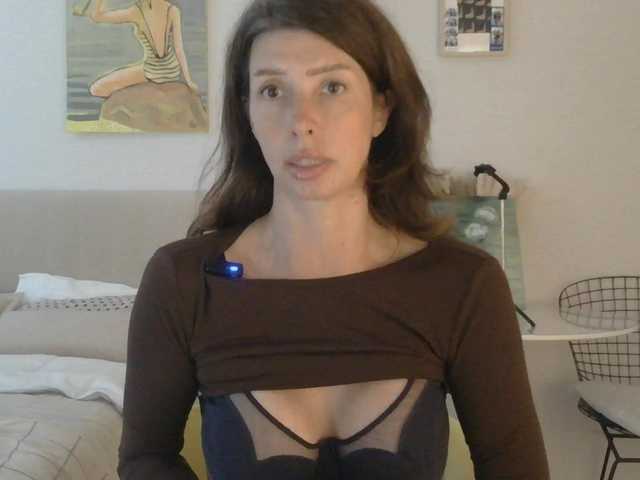 RoxySkyBlue live cam on BongaCams