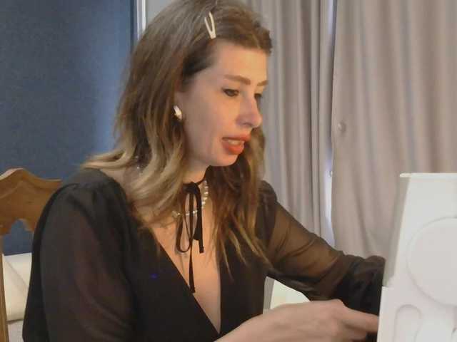 WhiteQueen888