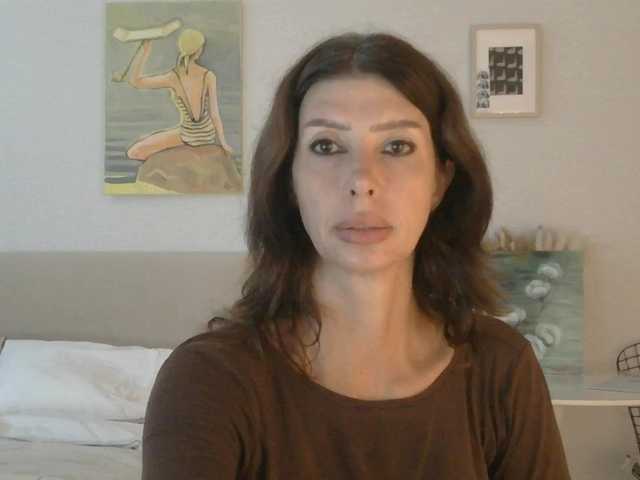 RoxySkyBlue live cam on BongaCams