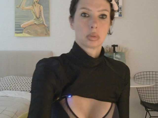 WhiteQueen888