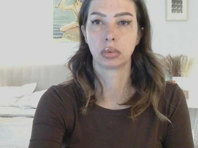 RoxySkyBlue live cam on BongaCams