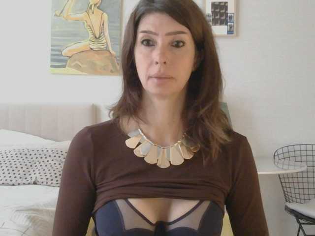 RoxySkyBlue live cam on BongaCams