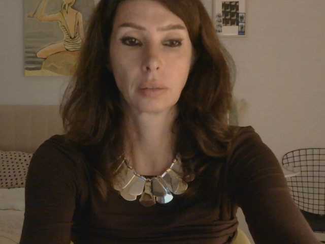RoxySkyBlue, en directo ahora en BongaCams