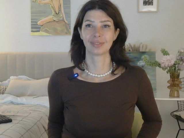 RoxySkyBlue live cam on BongaCams