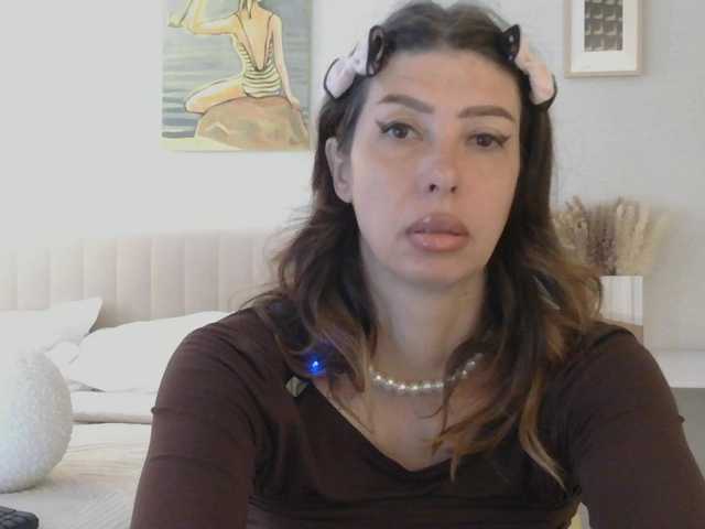 RoxySkyBlue live cam on BongaCams