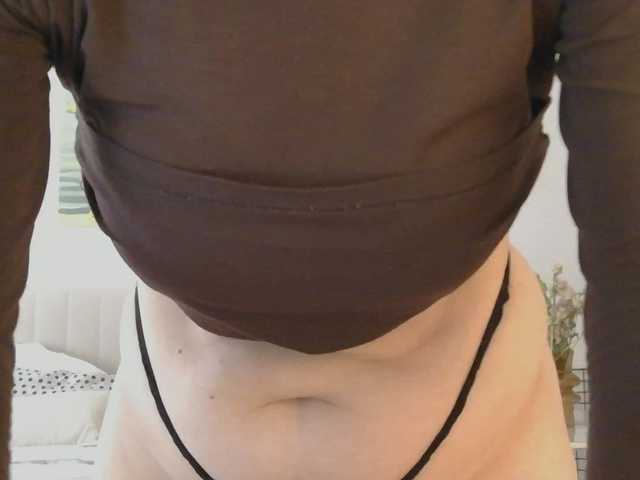 RoxySkyBlue live cam on BongaCams