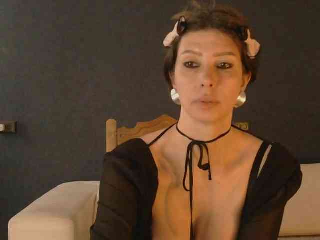 WhiteQueen888