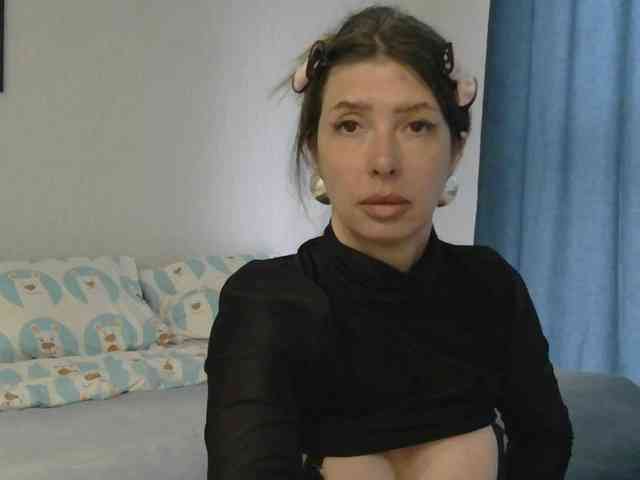 WhiteQueen888