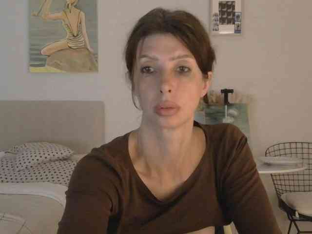 WhiteQueen888