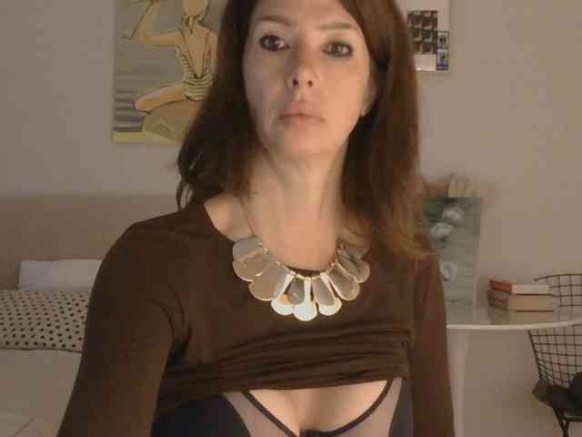 WhiteQueen888