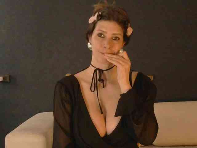 WhiteQueen888