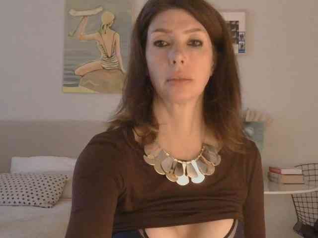 WhiteQueen888