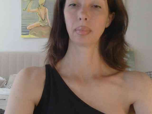 WhiteQueen888
