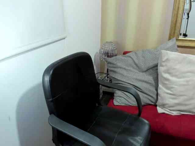 MerryColin webcam