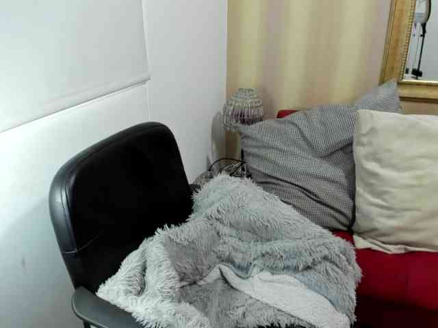 MerryColin webcam