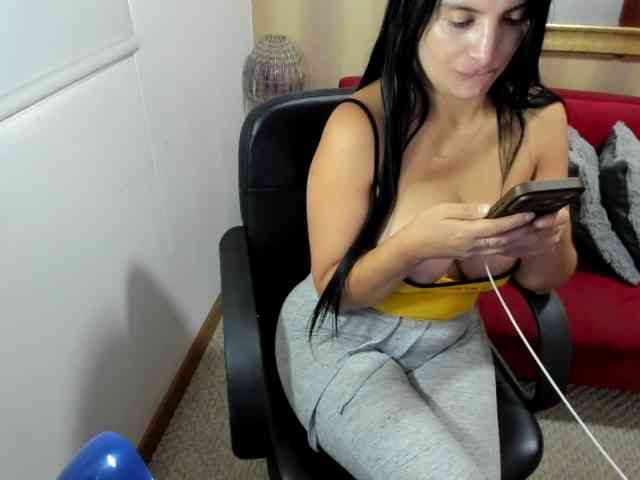 MerryColin webcam