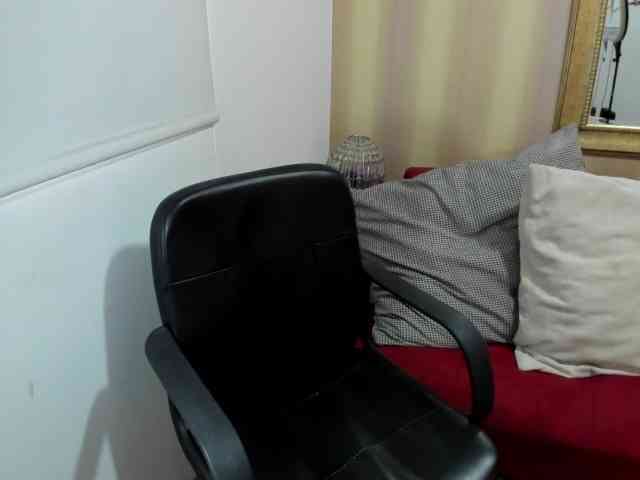 MerryColin webcam