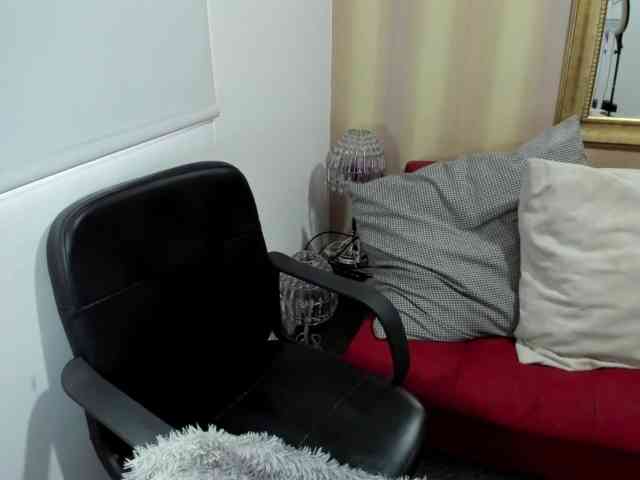 MerryColin webcam