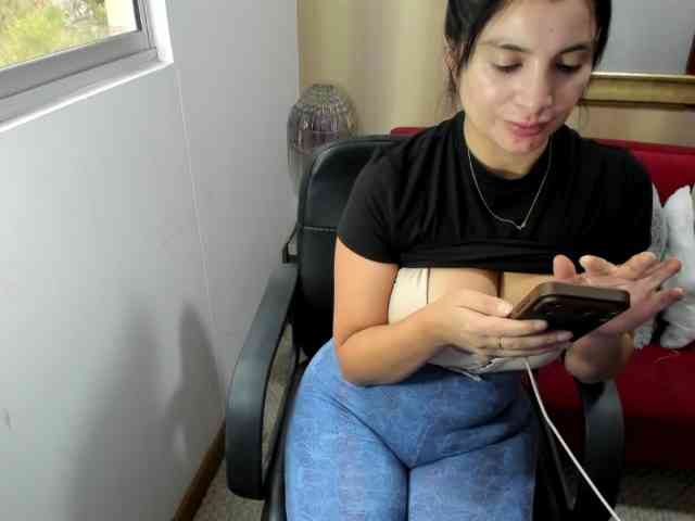 MerryColin webcam
