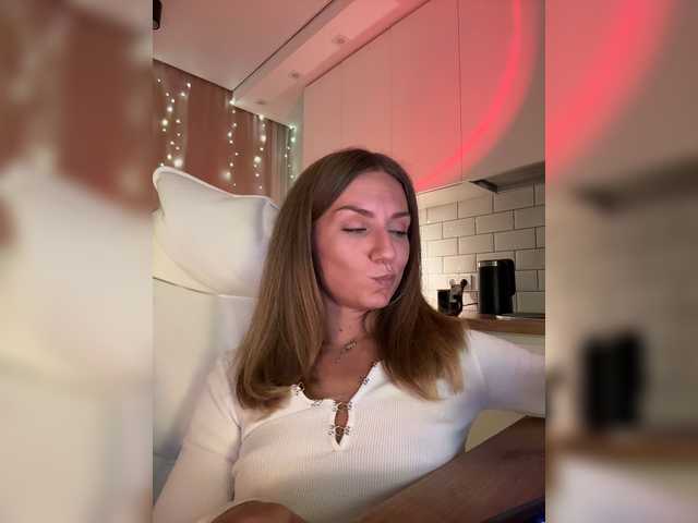 EnlivenLuv live cam on BongaCams