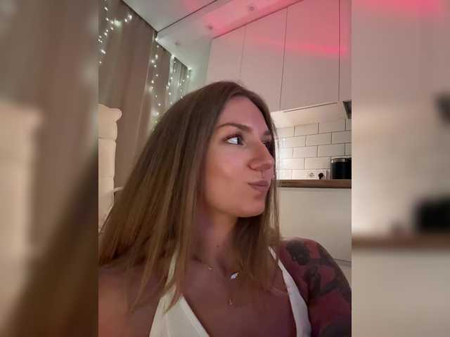 EnlivenLuv live cam on BongaCams