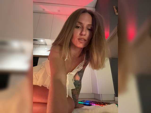 EnlivenLuv live cam on BongaCams