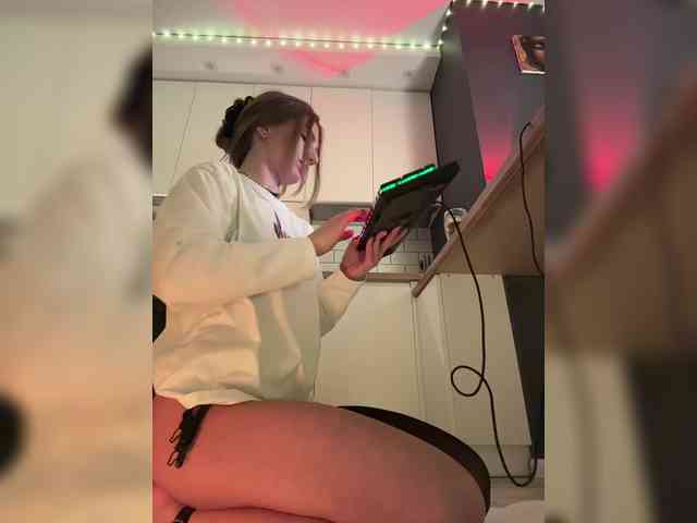 EnlivenLuv webcam