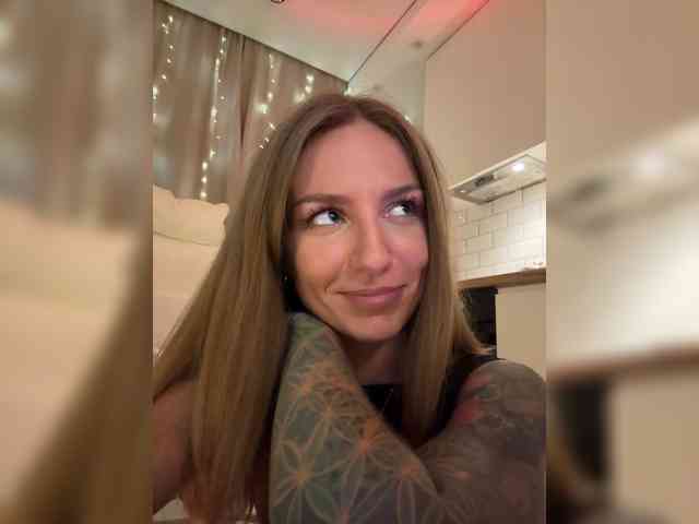 EnlivenLuv webcam