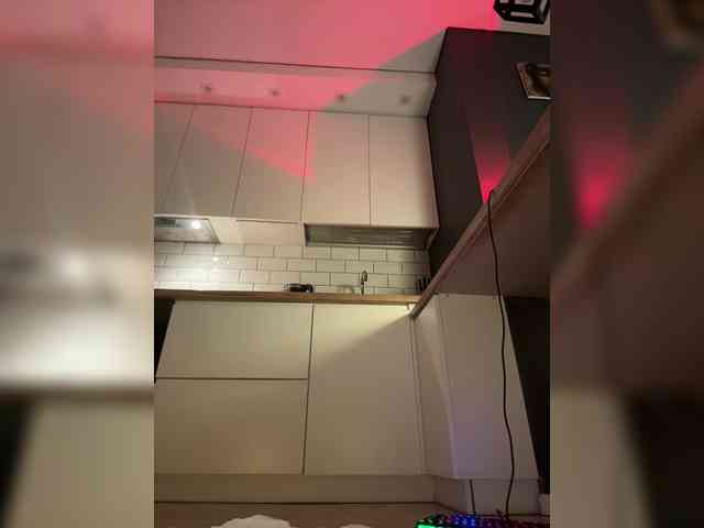 EnlivenLuv webcam