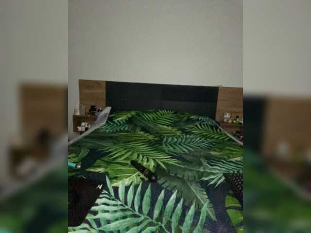 Adel-696 live cam on BongaCams