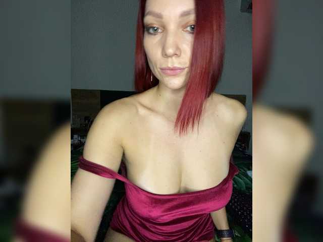 Adel-696 live cam on BongaCams