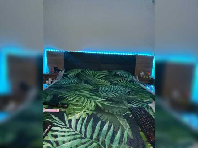 Adel-696 live cam