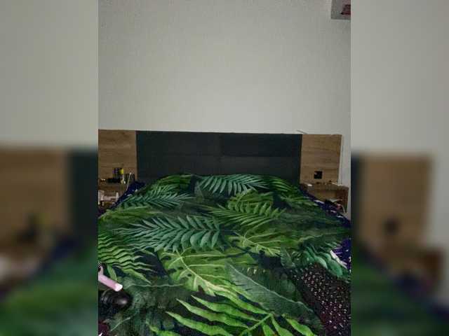 Adel-696 live cam on BongaCams