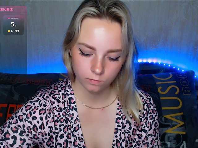 ORNELLAMUTTY live cam on BongaCams