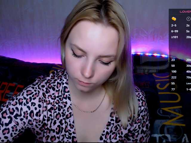 ORNELLAMUTTY's BongaCams show and profile