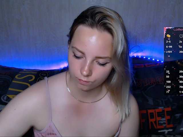 ORNELLAMUTTY live cam on UnifiedCams