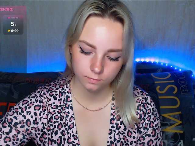 ORNELLAMUTTY live cam on BongaCams