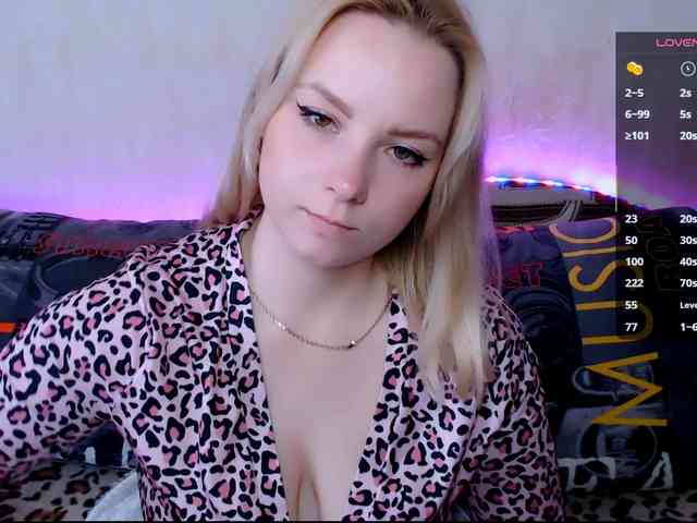 ORNELLAMUTTY Live Webcam on BongaCams